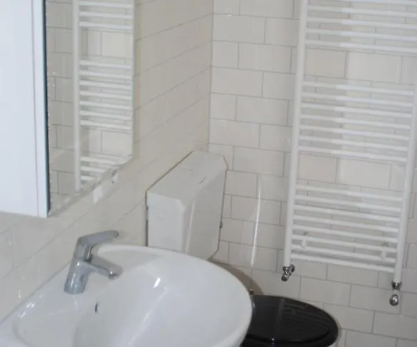 בית הארחה Gina's Garden House אמסטרדם