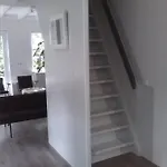 Gina's Garden House 3*