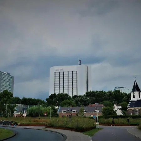 Feriehus Gina's Garden House Amsterdam