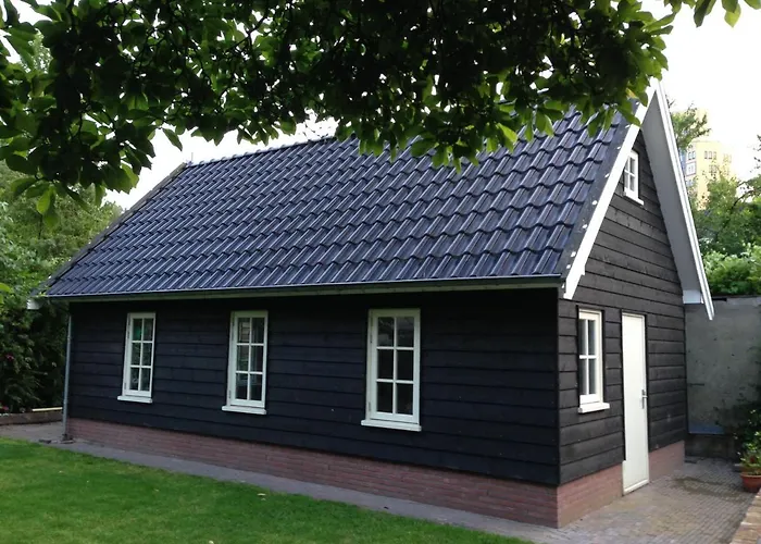 Maison d'hôtes Gina's Garden House 3*