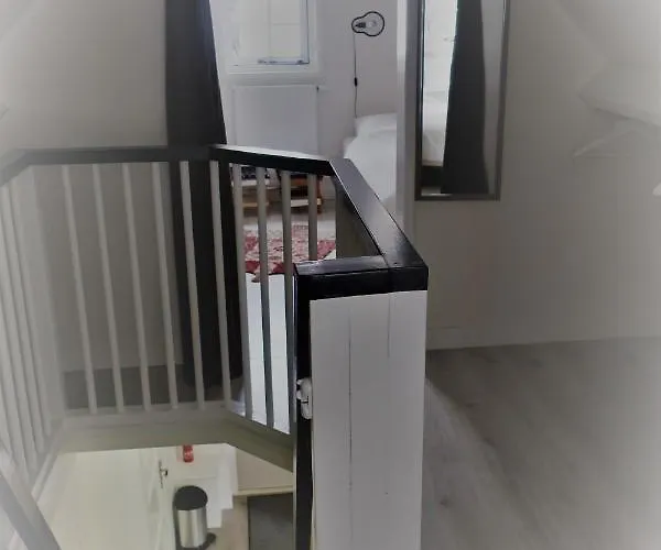 Gina's Garden House Pensión